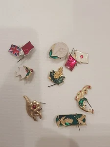 Vintage hat pin bundle badges enamel gold colour - Picture 1 of 8