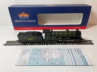 Bachmann 31-920 OO GAUGE H2 CLASS 2421 SOUTH FORELAND SOUTHERN LINED MAUNSELL GR - Image 1 of 4