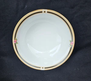 Wedgwood CLIO Dessert or Fruit Bowl. Diameter 6 ins. 15.3 cms - Imagen 1 de 6