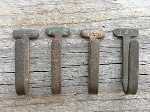 WW1 WWI Set Of Original German Uniform Belt Support Hooks, Marked (1570) - Picture 1 of 8