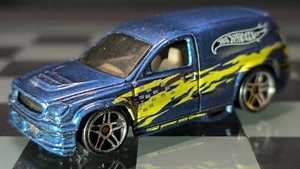 Hot Wheels 2002 Fandango blau SUV HW Detail Center Spielset lose - Malaysia - Bild 1 von 7