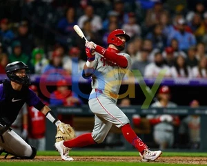 Kyle Schwarber 300th Career Home Run Swing Philadelphia Phillies 8x10 MLB Photo - Picture 1 of 1