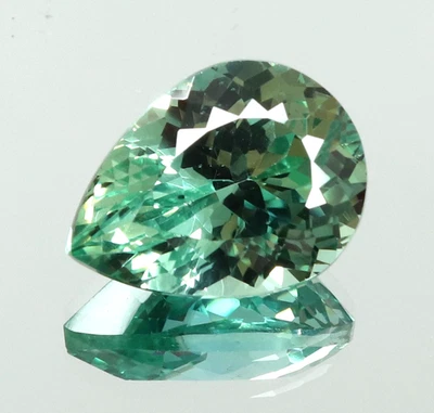 Zafiro verde azul corte pera 8,75 quilates impecable natural certificado pied... - Imagen 1 de 4