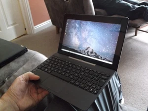 ASUS Transformer Book T100TAM 10.1" 60GB, Intel Atom Quad-Core - Windows 10!! - Picture 1 of 20