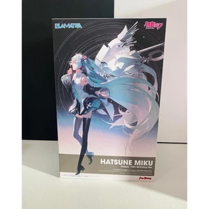 PLAMATEA Hatsune Miku Happy 16th Birthday Plastic Model - Picture 1 of 3