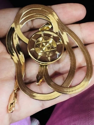 Collar K18 750 Real Japón Oro Estrella Ilusión 17.6”/18” Largo 4mm 15.7g con Vidrio Foto 1 de 4