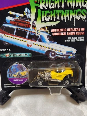 Johnny Lightning Fright'Ning Lightnings Mysterion Yellow MISPACK - Image 1 of 4