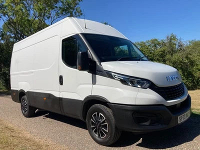 Iveco Daily 35s14v Hi Matic 2020  Automatic Air Con Euro 6 ULEZ Panel Van - Image 1 of 4