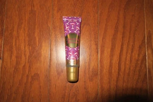 1x ❤️ BBW SPARKLING BERRYTINI Flavored CLEAR OIL ❤️ Lip Gloss ❤️ BATH BODY WORKS - Picture 1 of 2