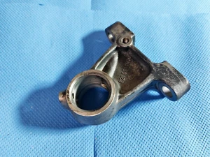 Mercedes W110 Nockenwellenlager Lagerbock OM621 6210511010 - Picture 1 of 2