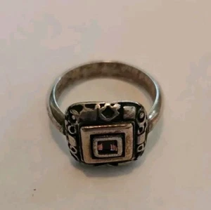 Vintage .925 Sterling Silver Garnet Red Stone Ring Size 8 Estate 5.3 Grams - Picture 1 of 7