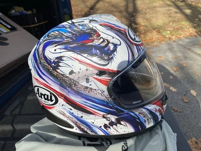 Casco de motocicleta Arai CORSAIR-X KIYONARI TRICO FROST, talla mediana, USADO Foto 1 de 4