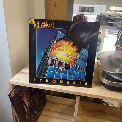 Def Leppard Pyromania Vinyl Record - 1983 Mercury Foto 1 de 2