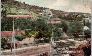 Soda Springs People getting on Trolly, Manitou, Colorado Postcard - Picture 1 of 2