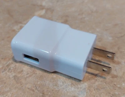 Samsung 10W 5V 2A USB Wall Charger Travel Power Adapter EP-TA12JWE Cellphones - Image 1 of 2