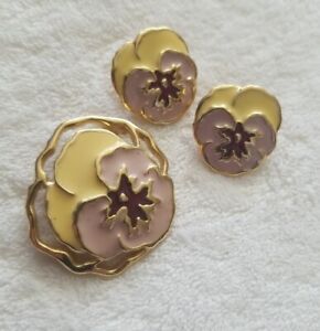 Avon Gold Tone Cream Purple Enamel Pansy Flower Pin & Earrings