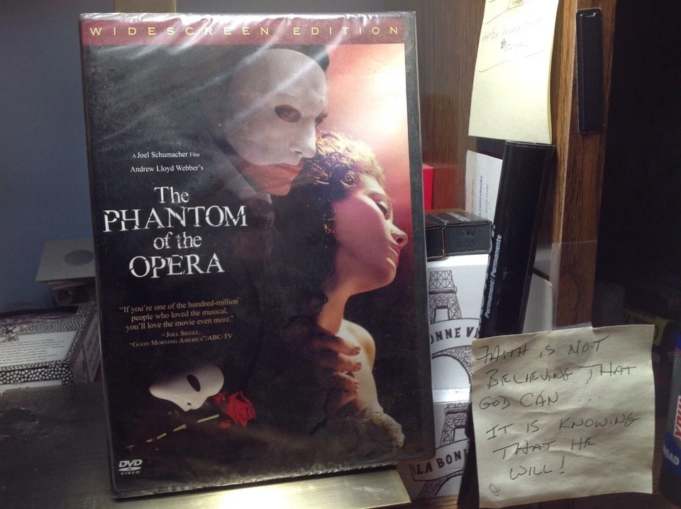 NIP! "THE PHANTOM OF THE OPERA" DVD GERARD BUTLER,EMMY ROSSUM SEALED,NEW'04PG-13 - Image 1 of 3