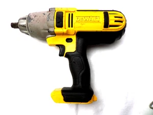 DeWALT 20 Volt Volt High-Torque Heavy Duty 1/2" Akku-SCHLAGSCHRAUBER getestet - Bild 1 von 6
