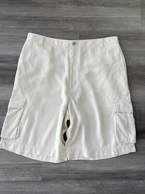 Paradise Collection Mens Ivory Silk Shorts Size 36  - Image 1 of 4