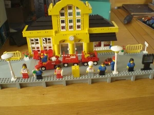 lego railway station 100% complete - Zdjęcie 1 z 12