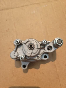 87 88 89 HONDA TRX 350D 4X4 350 OIL PUMP - Picture 1 of 4