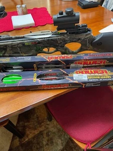 Barnett REVAVI crossbow w/Scope package - Picture 1 of 6