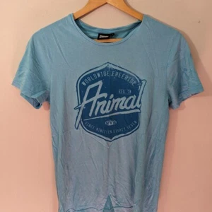 Y2K Animal T-Shirt - Baby Blue - Size Small 100% Cotton - Picture 1 of 5