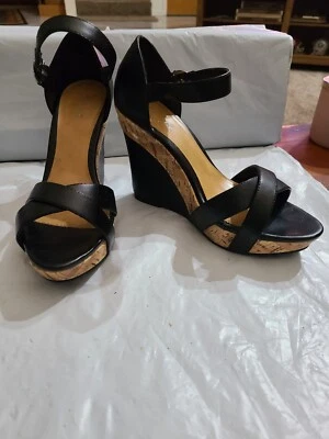 Sandalia Qupid negra imitación corcho cuña punta abierta tacones con hebilla correas para el tobillo talla 7,5 Foto 1 de 4