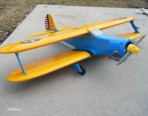 Planes de acrobacias Jack Sheeks: Beechcraft Staggerwing - Imagen 1 de 4