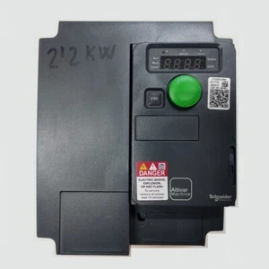 ▀▄▀▄▀  SCHNEIDER ALTIVAR ATV320U22N4C   2,2 KW – ATV 320  INVERTER - Bild 1 von 3