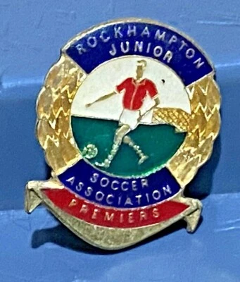 VINTAGE METAL & ENAMEL ROCKHAMPTON JUNIORS SOCCER PREMIERS PIN BADGE EXC!!! - image 1 of 3