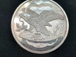 5 OZ SILVER ROUND 1992 TRANSOUTH RACING COIN BAR .999 FINE SILVER NASCAR (Rare) - Picture 1 of 5