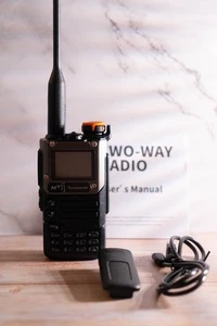 Quangsheng 2m 70cms Handheld - Latest Model - Picture 1 of 4