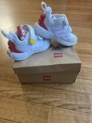 Adidas Lego Niños Rojo Blanco Talla 5.5K Niño Bebé Tenis Con Caja Raro ¡EXCELENTE ESTADO! Foto 1 de 4