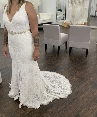 Vestido de novia Willowby By Watters Foto 1 de 4