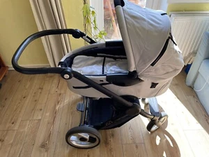 Mutsy Evo Kinderwagen Tragewanne Babywanne Silber Grau / Pacific + Maxi Cosy - Bild 1 von 12