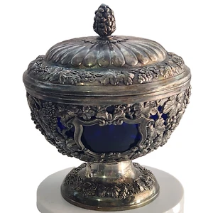 VTG Silver Plate Grapes -Blue Glass Insert - Lid Pedestal CANDY DISH - Japan 6x5 - Picture 1 of 7