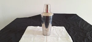 VINTAGE KH KINGHOFF HONG KONG 18 - 8 STAINLESS STEEL COCKTAIL SHAKER - Picture 1 of 4