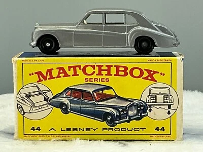 Matchbox Lesney#44B,RollsRoyce,Phantom,SILVER, Mint, boxed all original - Image 1 of 4