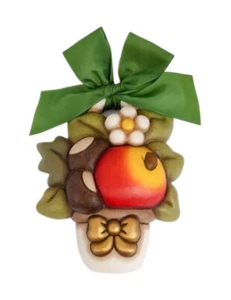 Thun 'Dekoform, Keramik, mit Kastanien, Apfel und Blume AbbracciAMI' - Bild 1 von 1
