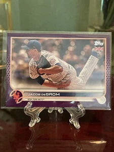 2022 Topps UK Edition Jacob Degrom Purple Parallel SP#122 41/50 Mets - Picture 1 of 3