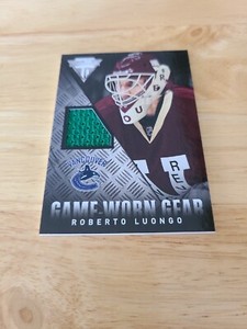 2013-14 Panini Titanium Game-Worn Gear Roberto Luongo SP #GG-LU HOF Vancouver $$