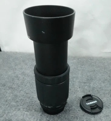 Tamron AF LD 70-300mm Lens f4-5.6 Tele Macro 472D Nikon AF Mount W/ Hood Japan - Image 1 of 4
