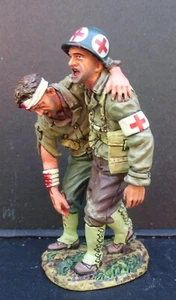king &country DD209 54mm ww2 - American medic rescuing a soldier 2013 MIB oop - Picture 1 of 4