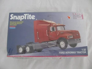Revell Monogram Snap-Tite 1/32 Ford Aeromax Tractor Semi Truck Model #1216 NOS - Picture 1 of 6