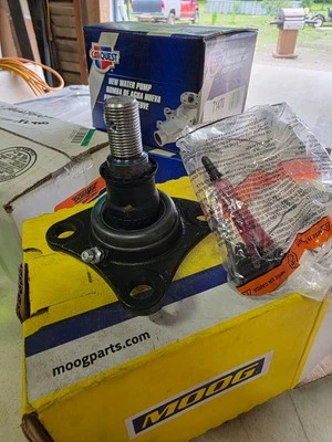 NEW MOOG For 2014-2023 Ram ProMaster 1500 2500 2PCS Set Front Lower Ball Joint - Image 1 of 3