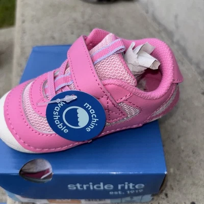 Stride Rite 6w Little Kid  Foto 1 de 4