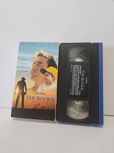 The Rookie (VHS, 2002) Walt Disney Home Video Dennis Quaid - Foto 1 di 2
