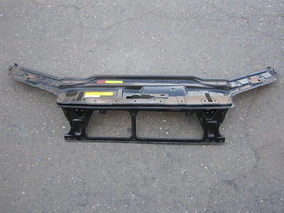 dp70839 Volvo S60 2001 2009 V70 2002 04 2005 2006 2007 Radiator core support OEM - Image 1 of 4