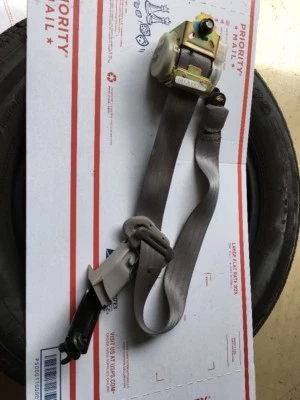 01-04 Honda Odyssey pasajero trasero tercera fila cinturón de seguridad OEM gris Foto 1 de 4